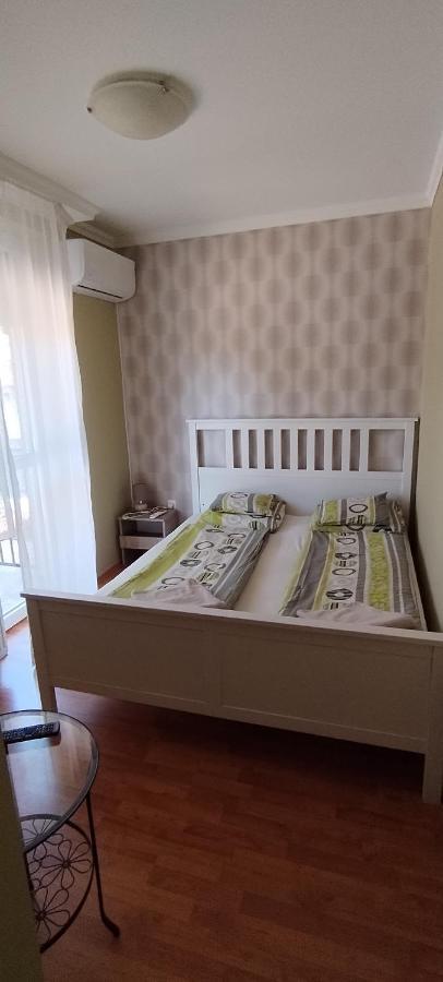 Levendula Apartmanhaz ไฮจ์ดุสโซบอสโล ภายนอก รูปภาพ